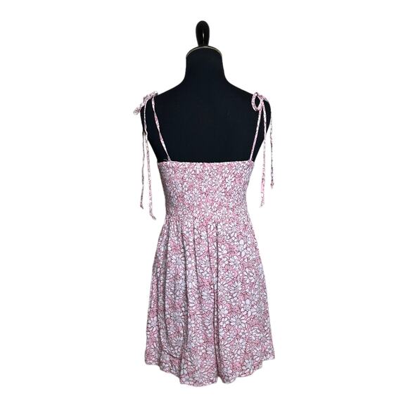 Timing shoulder tie floral romper size M - Picture 3 of 12
